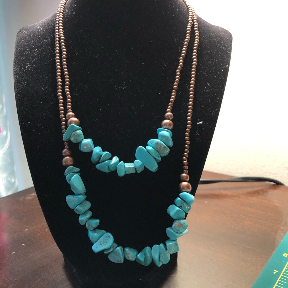 Necklace and bracelet set
